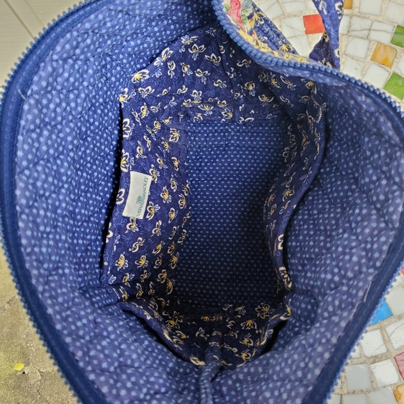 SOLD Vera Bradley vintage retired Maison Blues bag - Picture 4 of 10